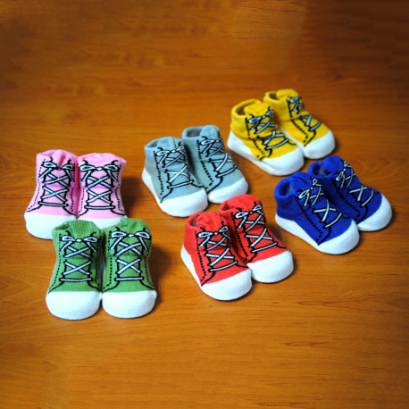 Image des chaussettes basket bébé