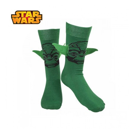 Photo des chaussettes Yoda avec les oreilles