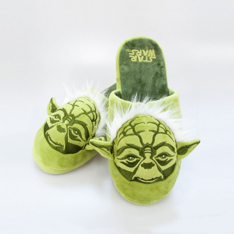 Les chaussons Stars Wars Yoda