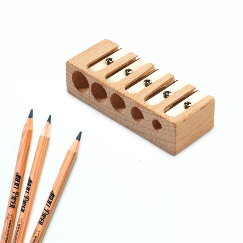 Taillecrayon de bureau pour tailler 5 crayons en même temps sur