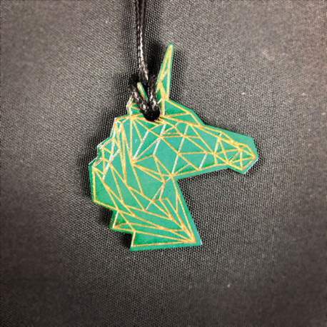 collier-tete-licorne-graphique