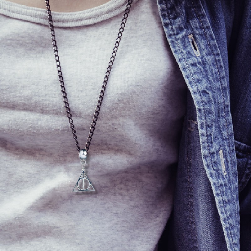 Pendentif Harry Potter avec collier à l'effigie d'un symbole