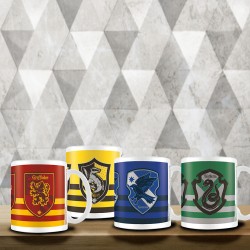 Tasse Harry Potter rouge et or à l'effigie de la maison Gryffondor sur  Rapid Cadeau