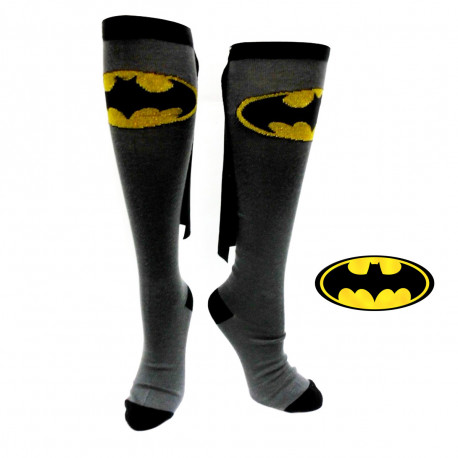Les chaussettes Batman avec leurs petites capes