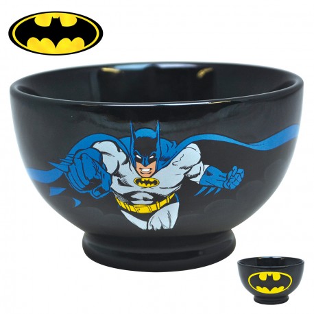 Assumez votre passion pour les objets geeks avec ce magnifique bol Batman en céramique : vous serez ainsi d’attaque dès le petit-déjeuner ! Voilà une idée cadeau idéale pour faire le bonheur de tous les fans du super-héros Batman !
