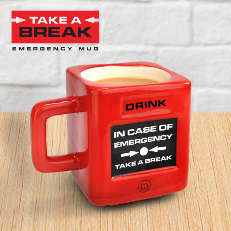 Sortez votre maxi mug emergency en cas d’urgence pour étancher votre soif de caféine ! Inutile de vous préciser que vos collègues et amis tomberont forcément sous le charme de cette tasse absolument décalée ! Take a break ! 