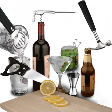 Bricoleurs et bricoleuses, ce cadeau original est fait pour vous si vous aimez les cocktails ! Cette caisse à outils pour l’apéritif avec ses nombreux ustensiles vous permettra de créer des cocktails au top !