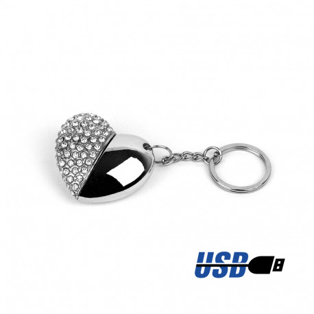 Votre chérie est une geekette qui adore les attentions romantiques ? Offrez-lui une clé usb de 8 Go très pratique cachée à l’intérieur d’un cœur avec strass totalement chic et glamour !