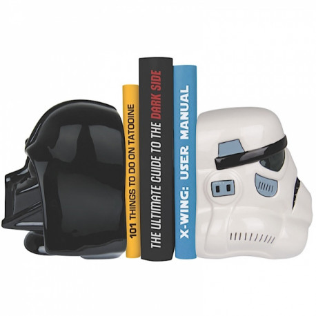 Les méchants de la saga Star Wars vont garder efficacement votre collection de livres avec ces serre-livres à l’effigie de Dark Vador et Stormtrooper ! En céramique, cet objet déco geek est celui qu’il vous faut… 