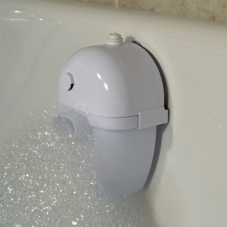 Machine à bulles pour le bain en action