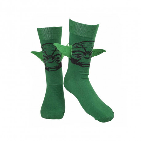 Des chaussettes à l'effigie de yoda