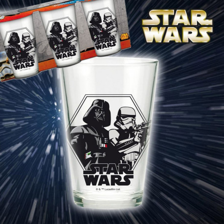 Assumez votre côté geek addict avec ces trois verres Star Wars ! Dark Vador et Stormtrooper sont mis en avant