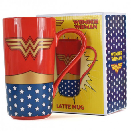 cette chouette tasse géante Wonder Woman en céramique : vous serez ainsi près à affronter la journée